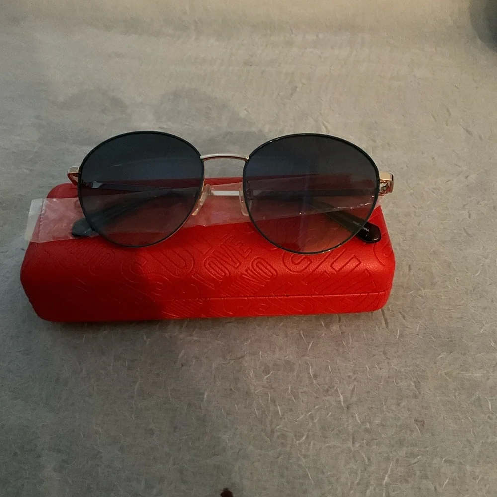 Love Moschino Sunglasses